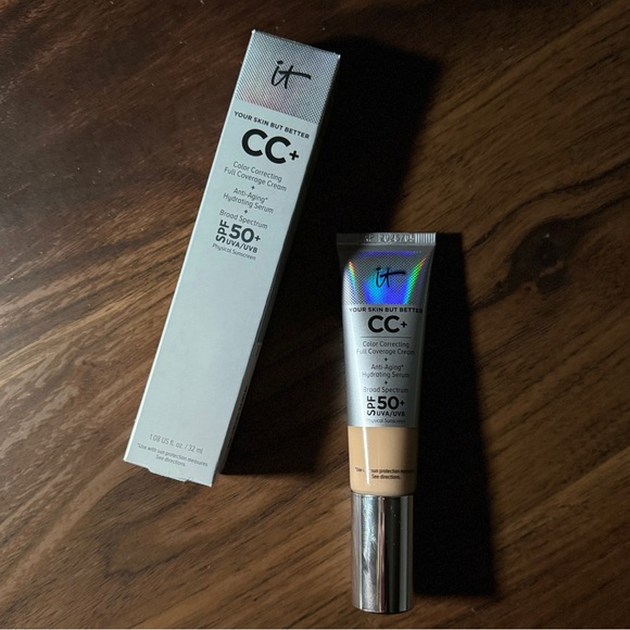 IT Cosmetics CC Cream - Full Coverage w/ SPF 50+ New in Box - Picture 3 of 4